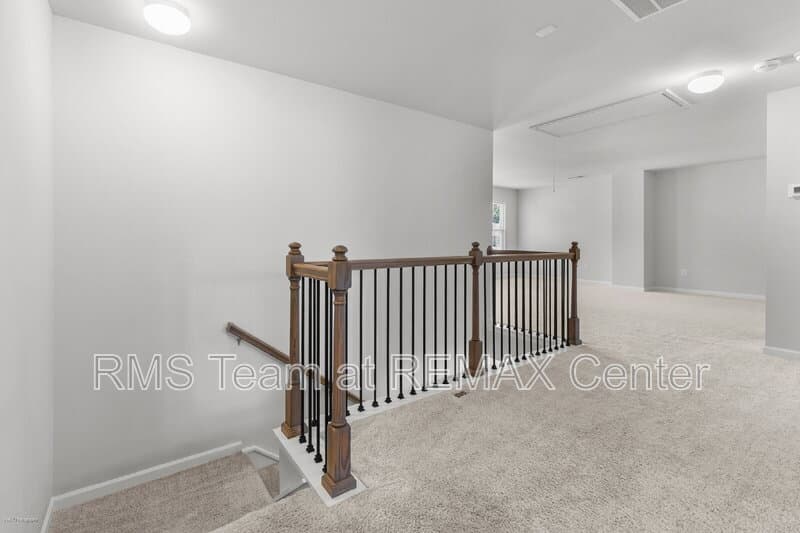 Auburn House: 1333 Maston Rd