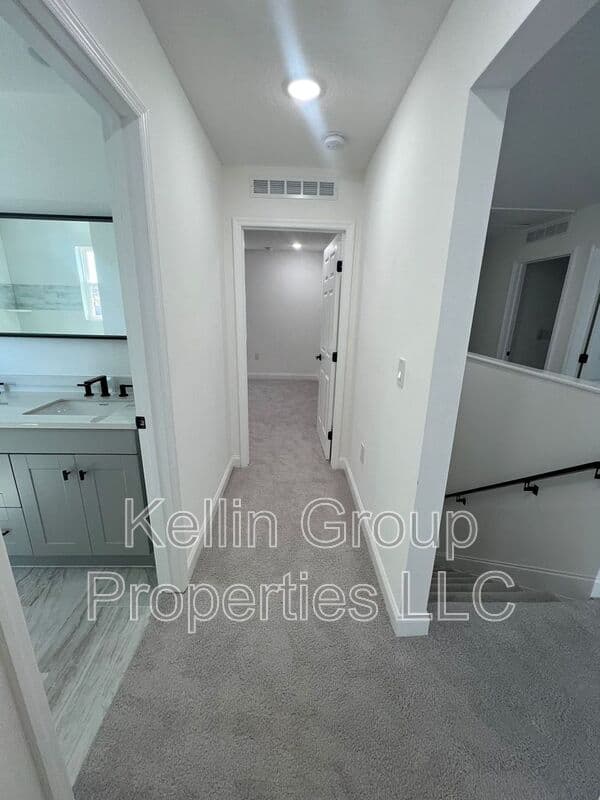 Winter Haven House: 2281 Whitley Ln