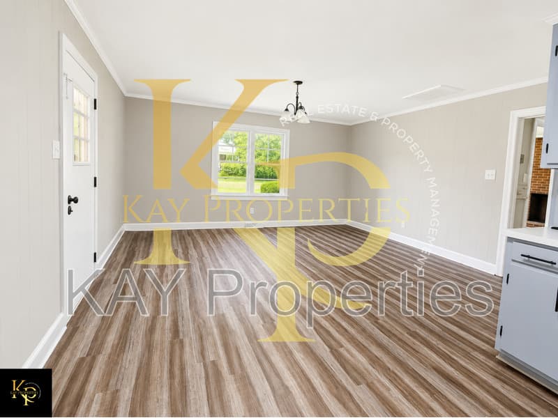 Rocky Mount House: 1327 Old Wilson Rd