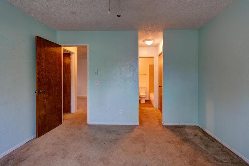 Merced House: 2768 Saratoga Avenue