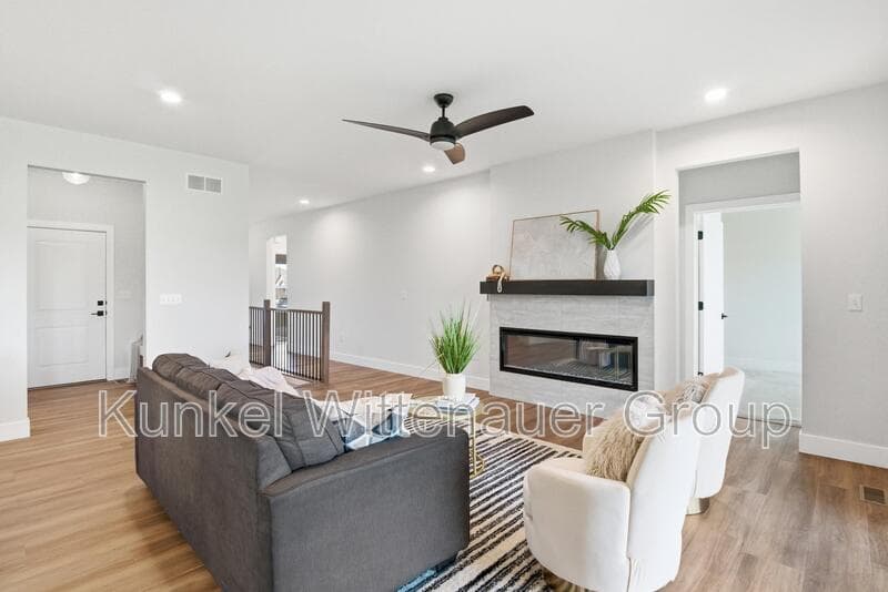 O'Fallon House: 829 Bushwood Way