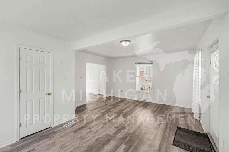 Grand Rapids House: 342 Page St NE