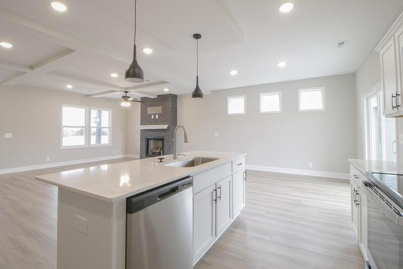 Clarksville House: 485 Herman Drive