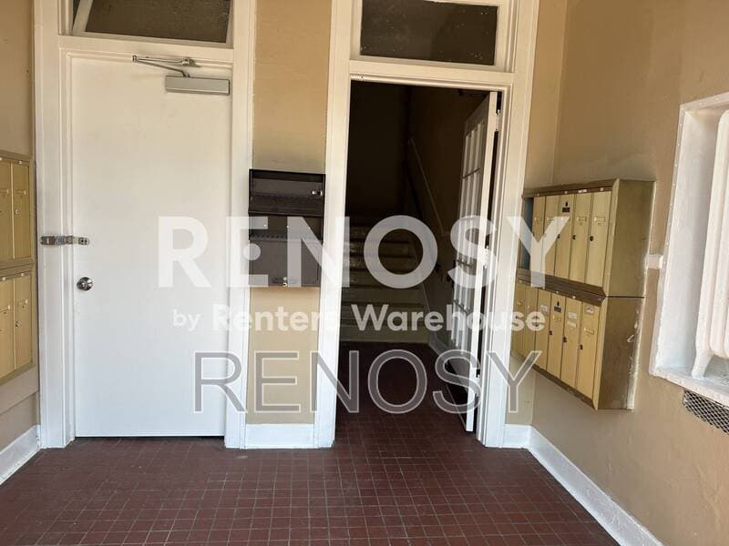 Des Moines House: 3607 Ingersoll Ave