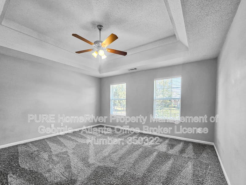 Covington House: 70 Cinnamon Oak Cir