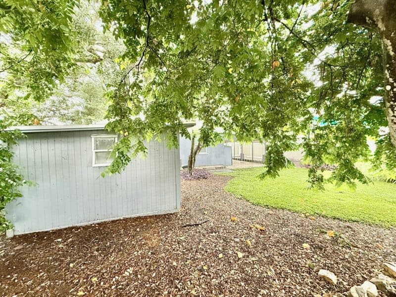 St. Petersburg House: 4528 70th Street North