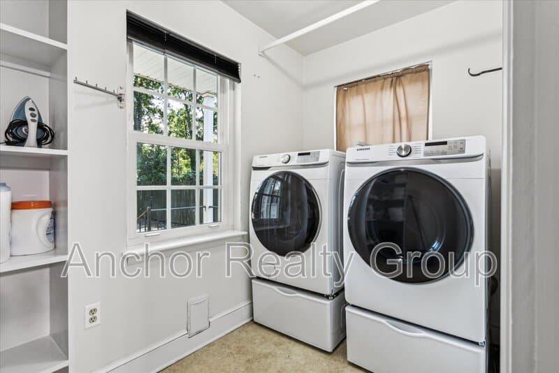 Norfolk House: 1839 Edgewood Avenue