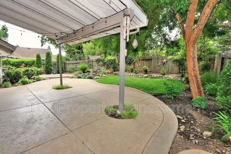 Gold River House: 2173 Roaring Camp Drive