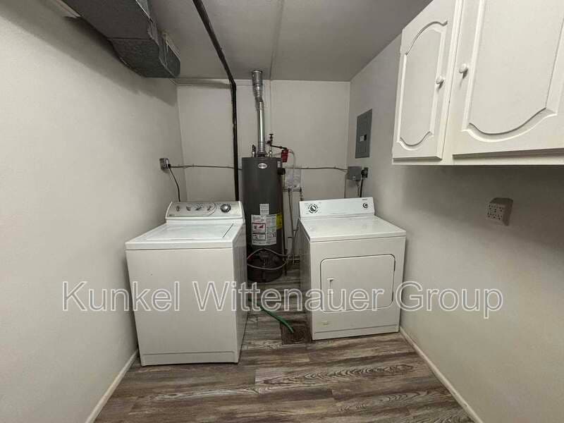 Belleville House: 1211 East C Street