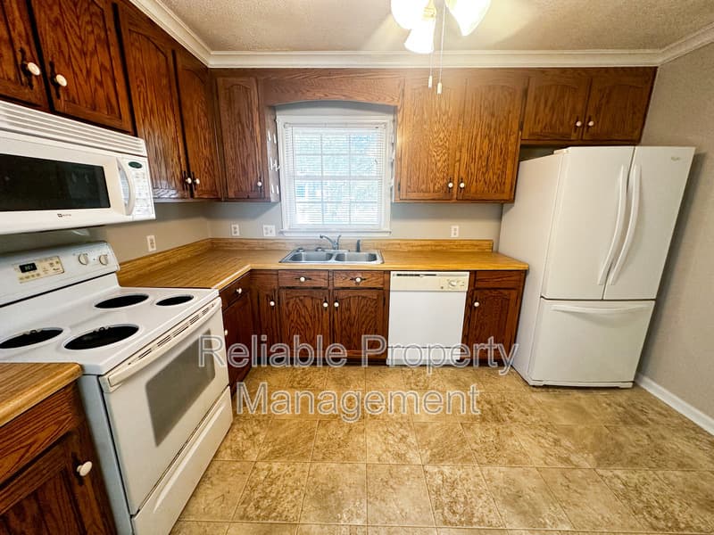 Smithfield Townhome: 61 S Sussex Drive