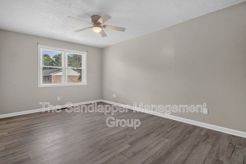 Summerville Townhome: 126 Langley Drive