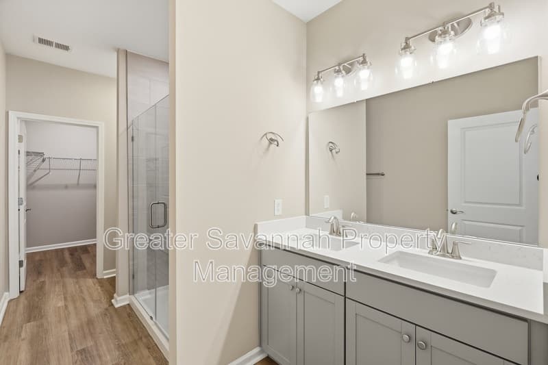 Pooler Townhome: 130 Danbury Court