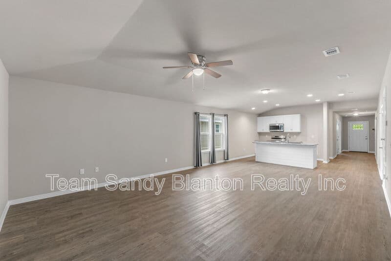 Milton House: 3210 Electra Drive