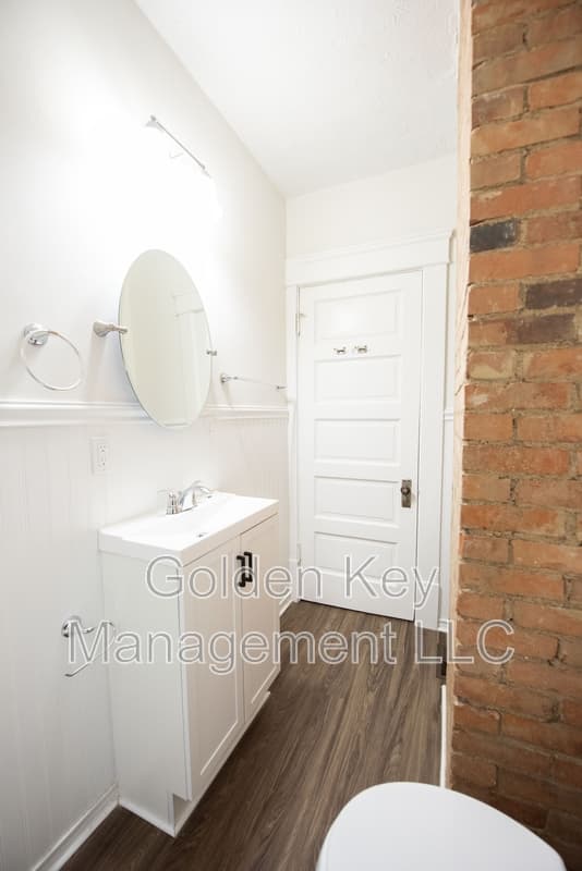 North Olmsted Condo: 5195 Dover Center Road - 1