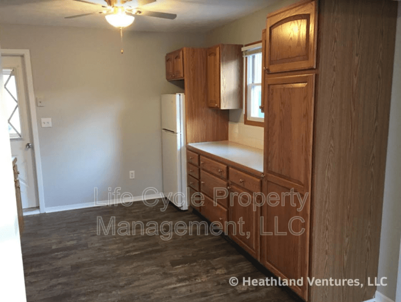Grand Rapids House: 331 Pickett Street Southwest