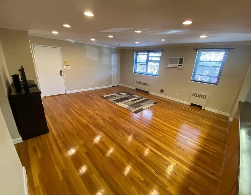 Whitestone Condo: 160-19 16th Ave