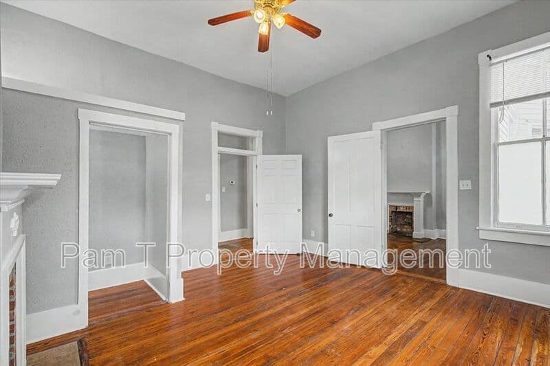 Savannah Condo: 402 E Park Ave