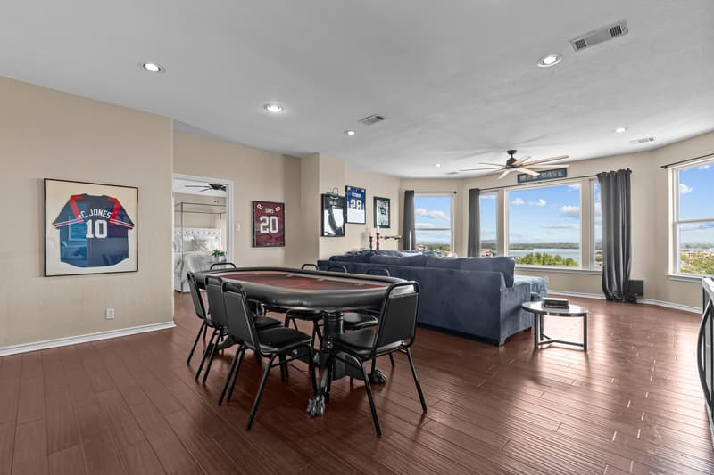 Horseshoe Bay House: 112 Big Sky