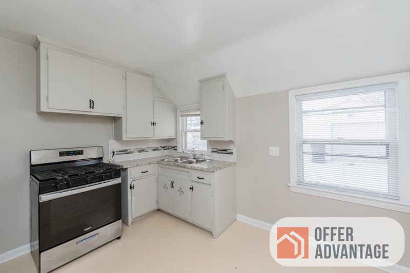 Garfield Heights House: 12024 Darlington Ave