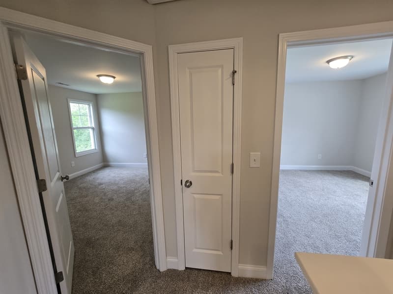Smithfield House: 463 Jackson Pond Drive