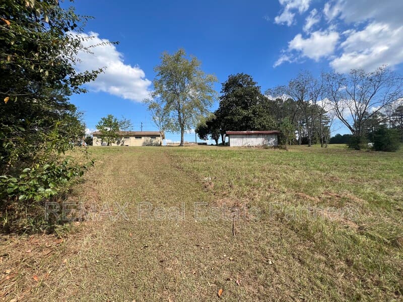 Hattiesburg House: 2997 Highway 589