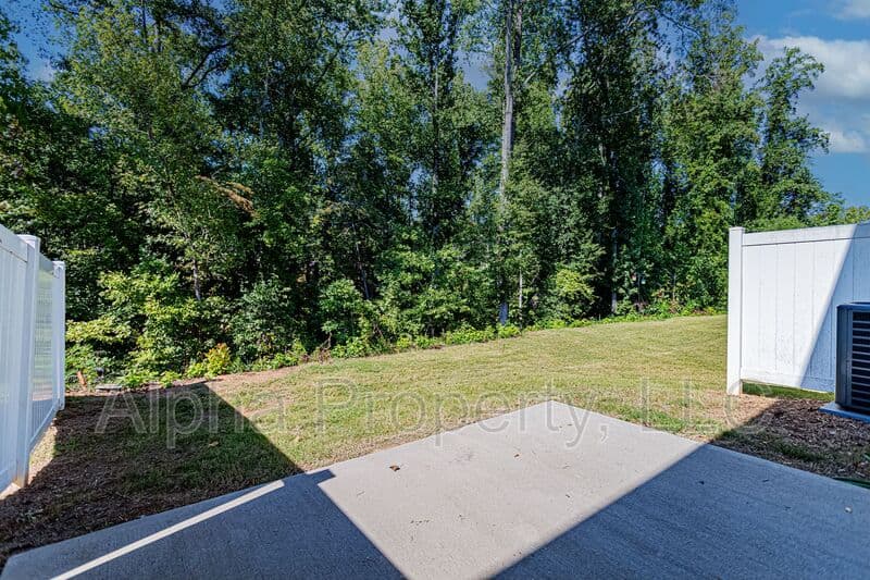 Greer Townhome: 38 Grey Oak Trl