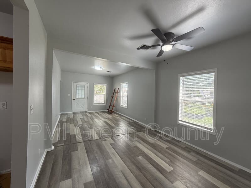 Coweta House: 212 West Pecan Street