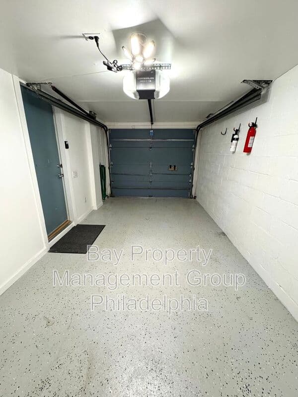Philadelphia House: 834 N Newkirk St