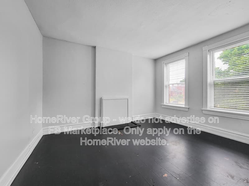 Saint Louis House: 3852 Louisiana Ave 2nd Fl