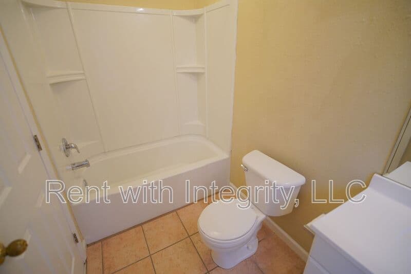 Tallahassee Condo: 845 -2 W Georgia St