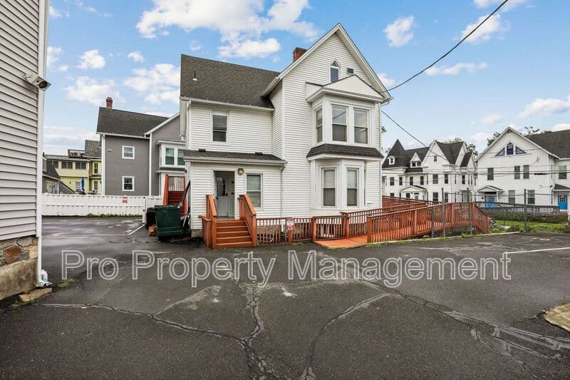 Danbury House: 4 Harmony St.