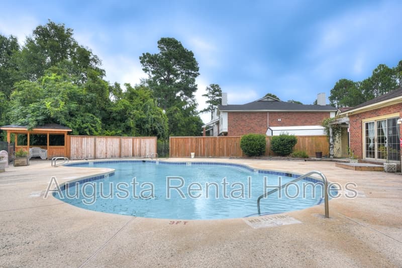 Augusta Condo: 2515 Center West Parkway - 3F