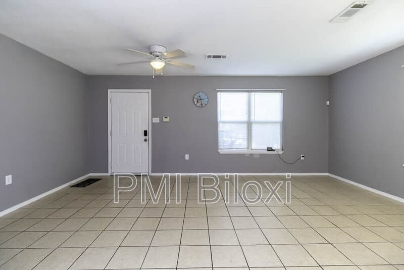 Biloxi House: 198 Keller Avenue