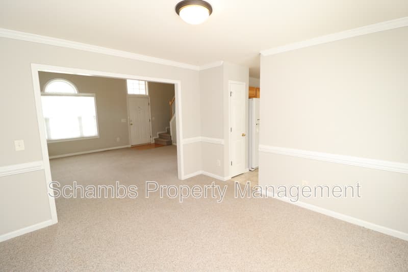 Durham House: 510 Wheeling Cir