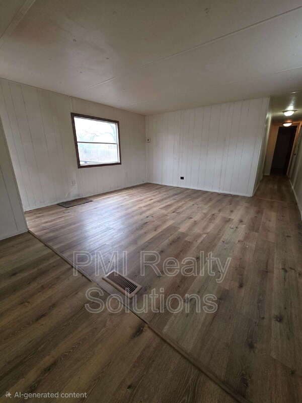 Porter House: 300 NW Elberta St