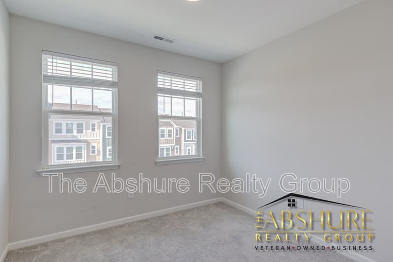 Durham Condo: 1053 Commack Drive