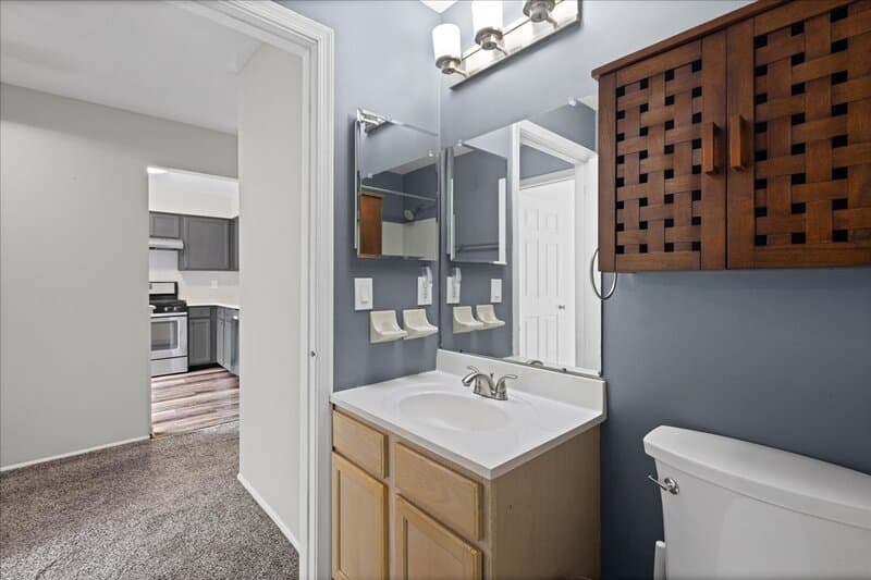 Mays Landing House: 2813 Falcon Court