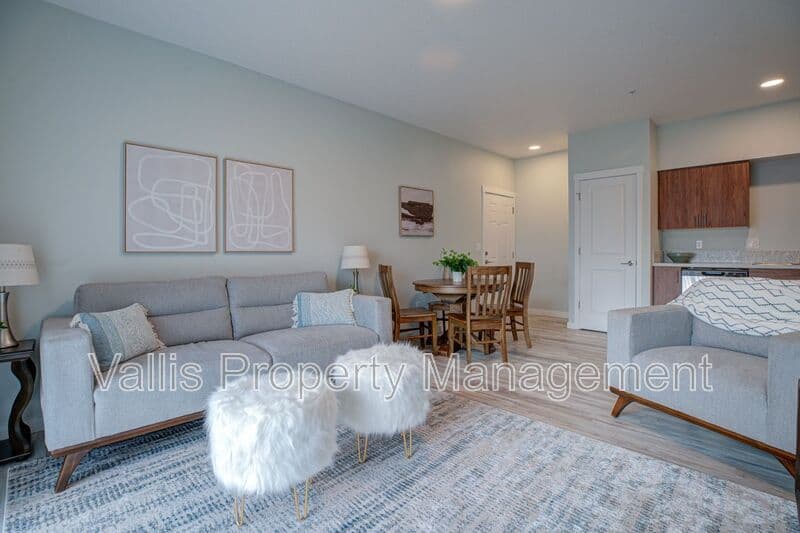 Molalla Condo: 13001 S Crompton Lane