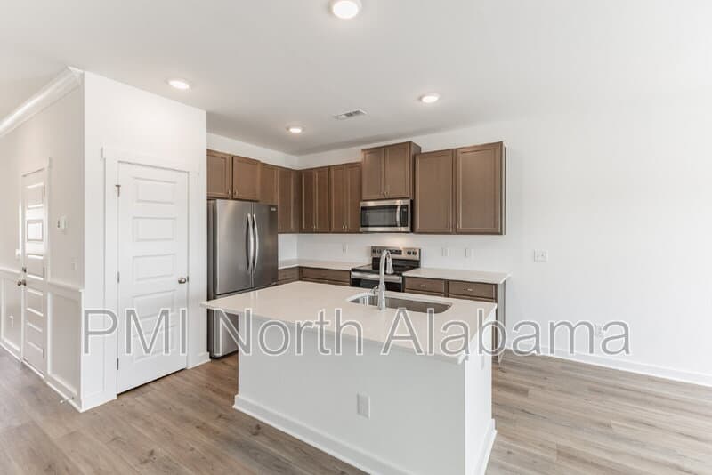 Huntsville Townhome: 7580 Discovery Point Drive Northwest