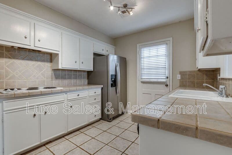 Oklahoma City House: 2516 NW 62nd St