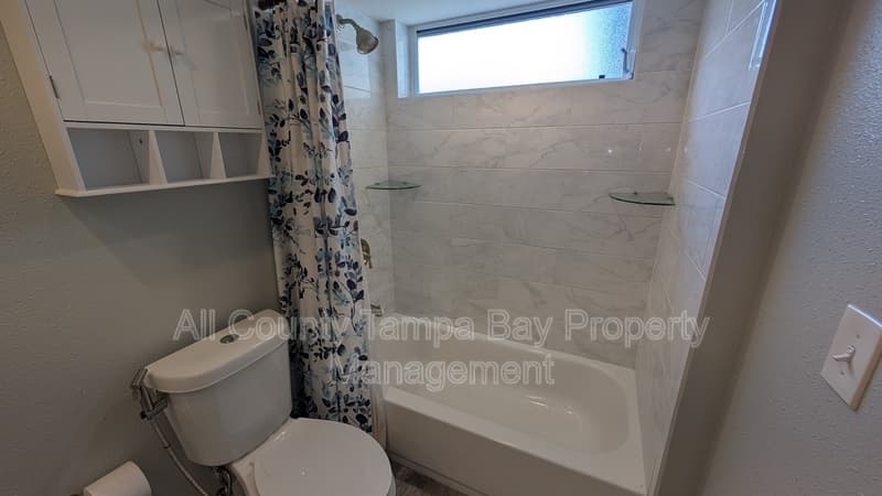 Clearwater House: 1731 Union St
