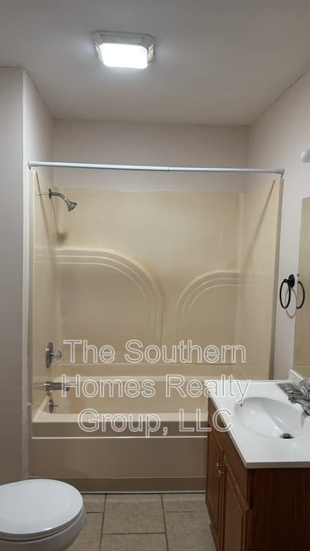 Athens House: 818 Cedar Springs Road