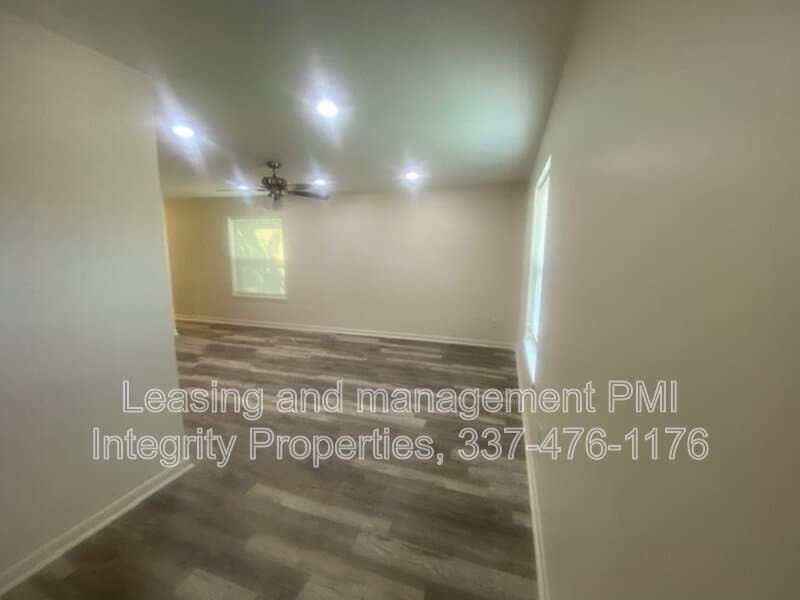 Lafayette Condo: 105 Meaux Blvd Apt 4