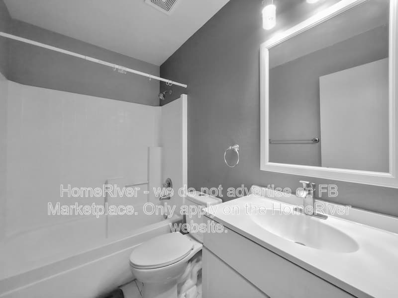 Phoenix House: 11202 W Devonshire Ave