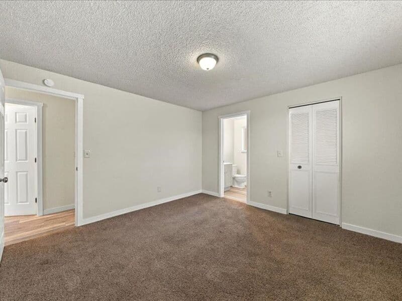 Kennewick Condo: 800 S. Huntington St.