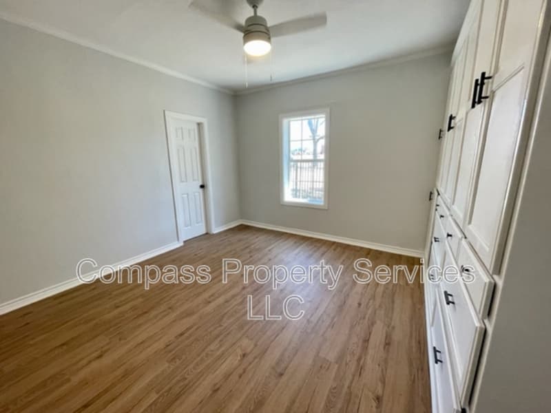 Waco House: 2608 Bosque Blvd