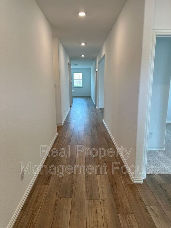 Fate House: 239 Jenkinson Dr