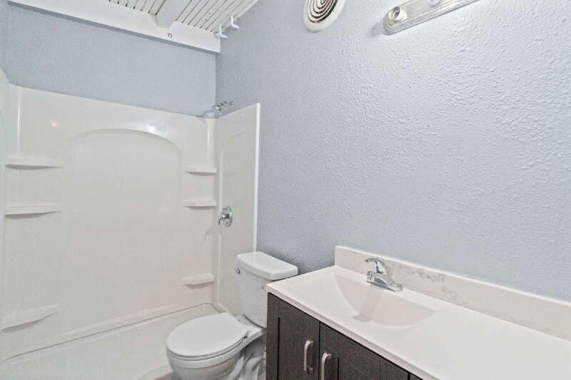 Sacramento House: 1516B McAllister Avenue