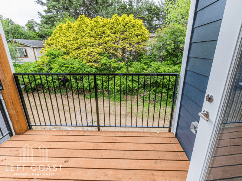 Lincoln City Condo: 680 SE Hwy 101 - 202