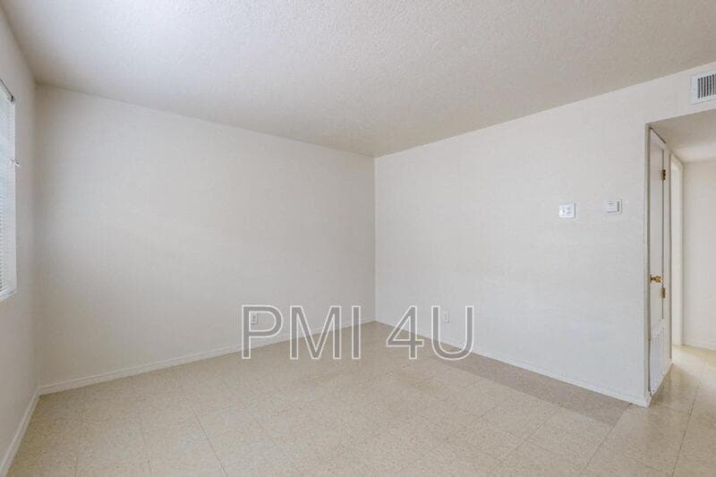Albuquerque Condo: 227 Tennessee St NE